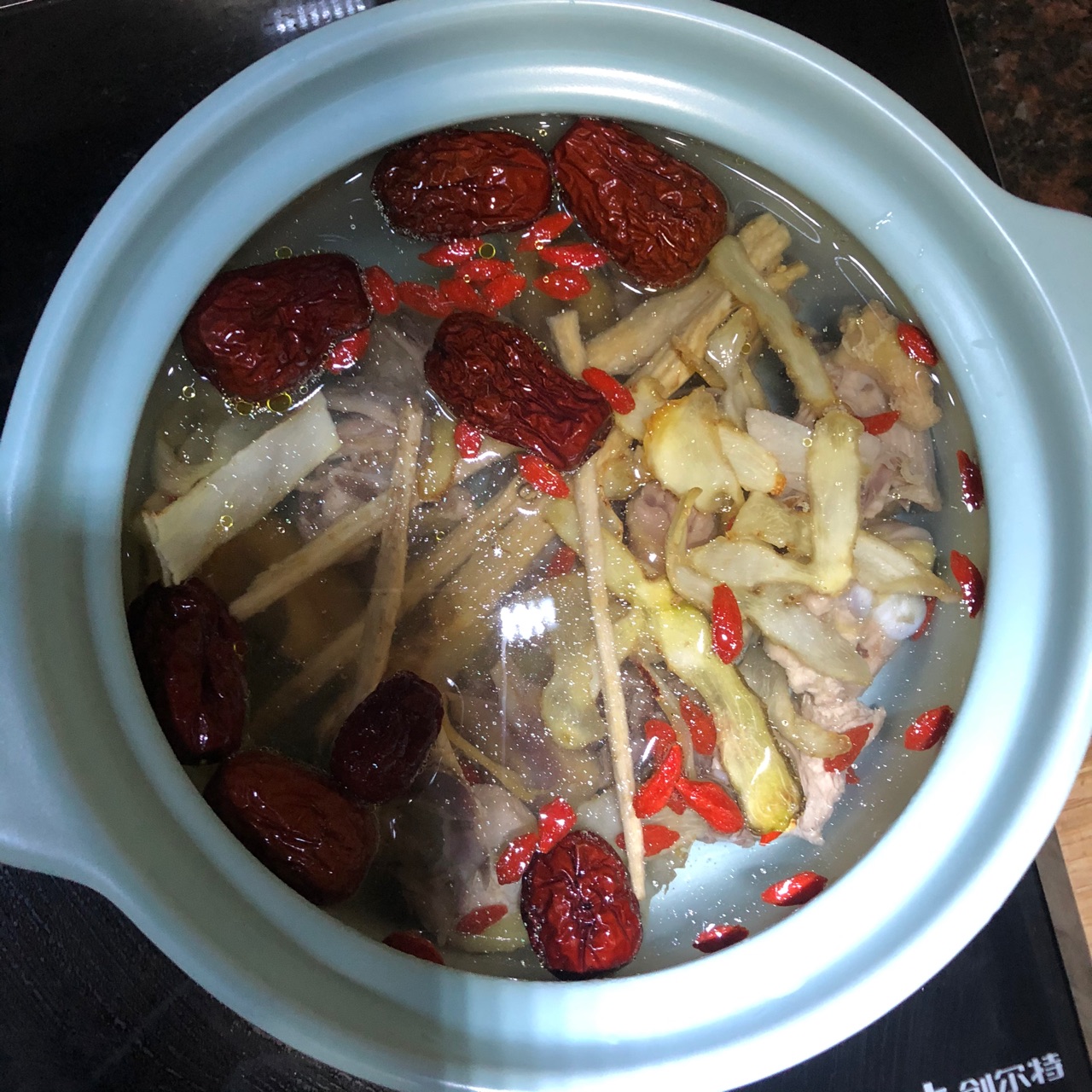 沙参玉竹鸡汤