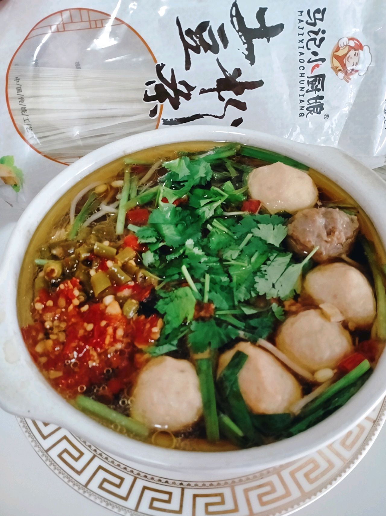 砂锅肉丸土豆粉