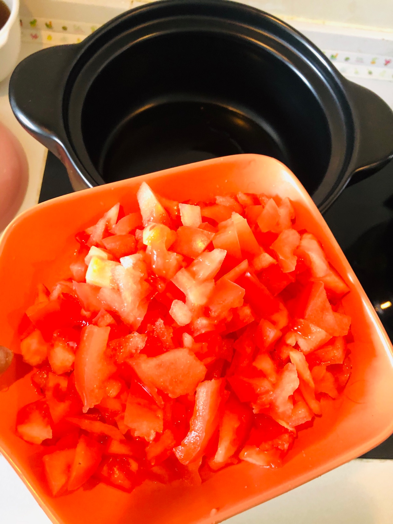砂锅酸汤鸡肉丸
