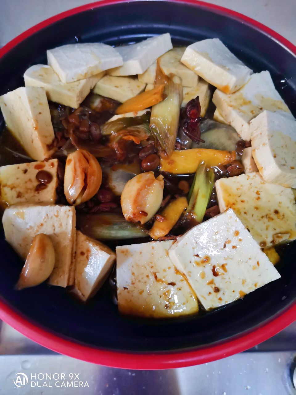 砂锅鱼炖豆腐萝卜