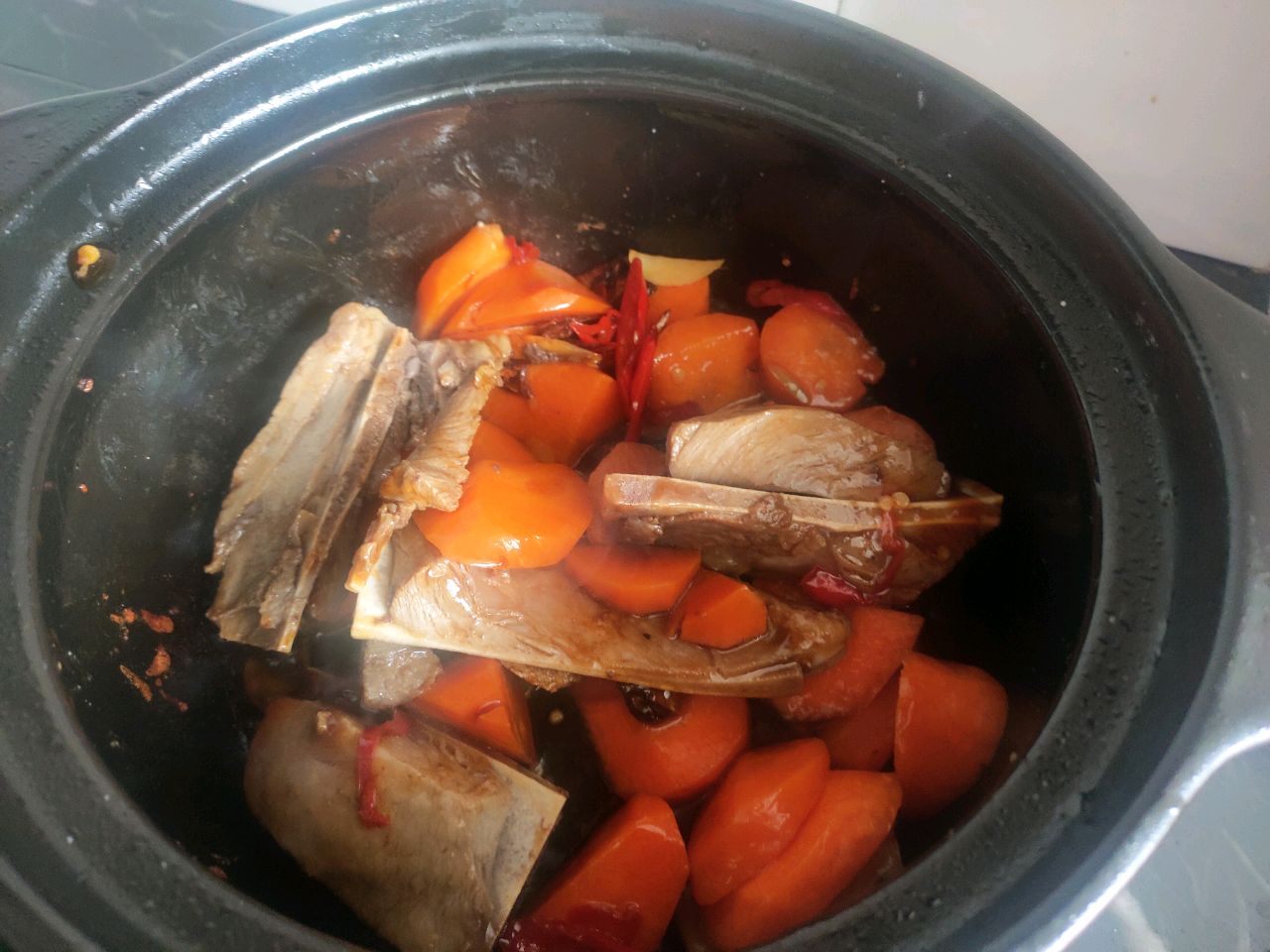 砂锅猪扇骨（排骨）