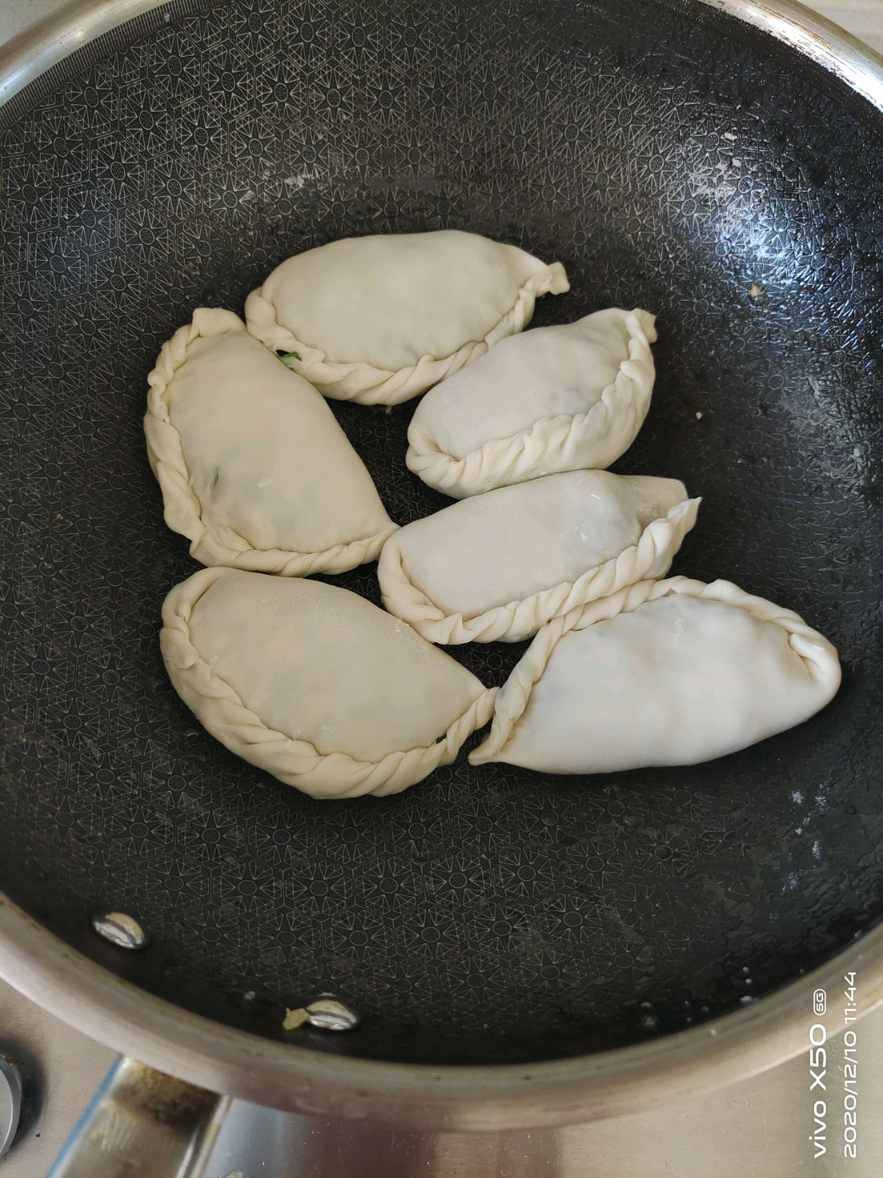 扇贝韭菜鸡蛋盒子