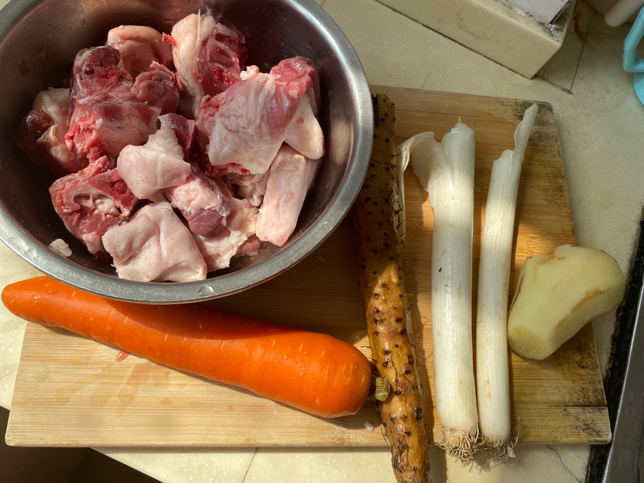 山药胡萝卜羊肉汤