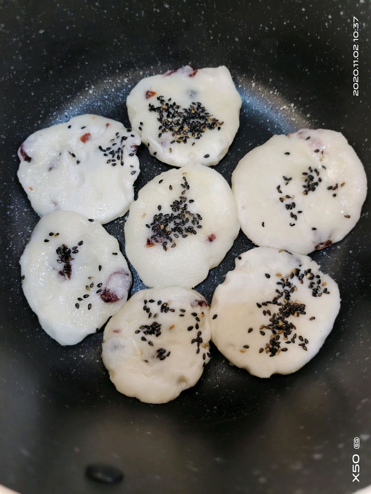 山药蔓越莓芝麻饼