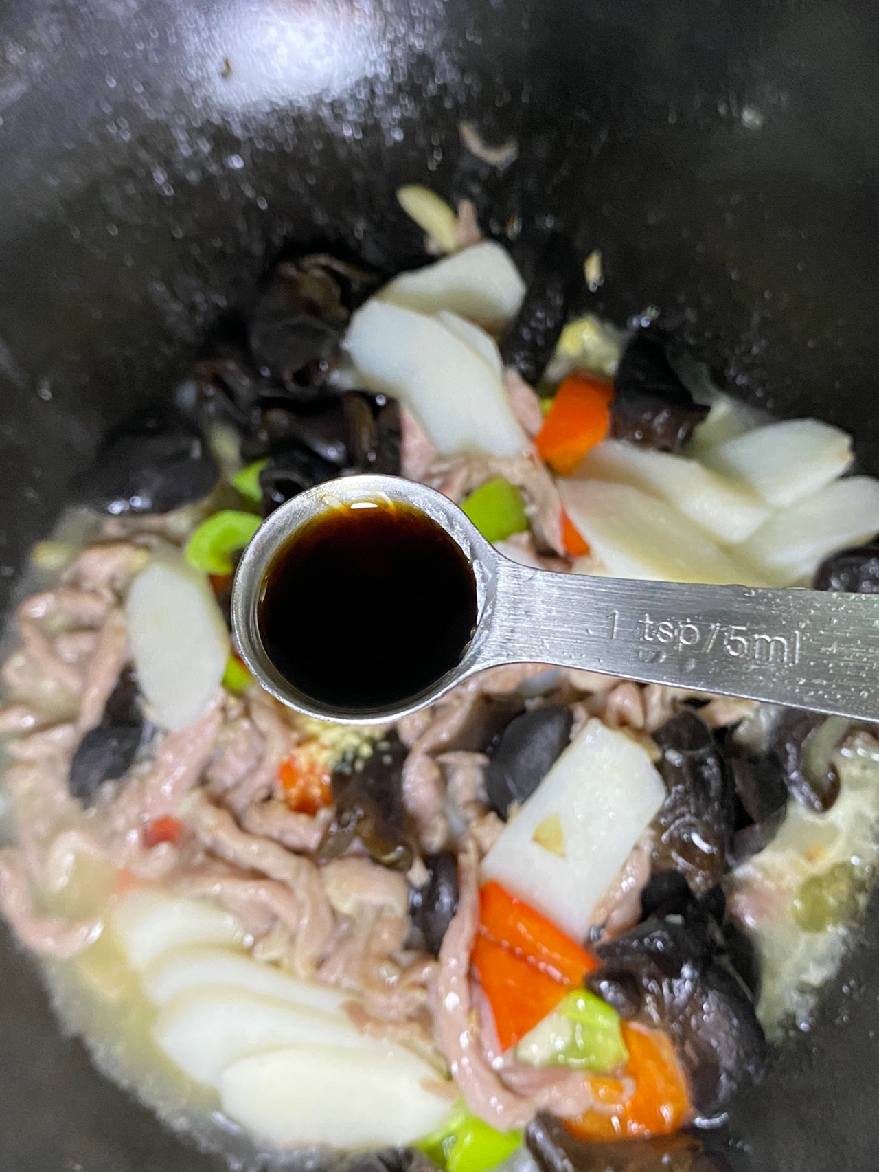 山药木耳炒肉丝