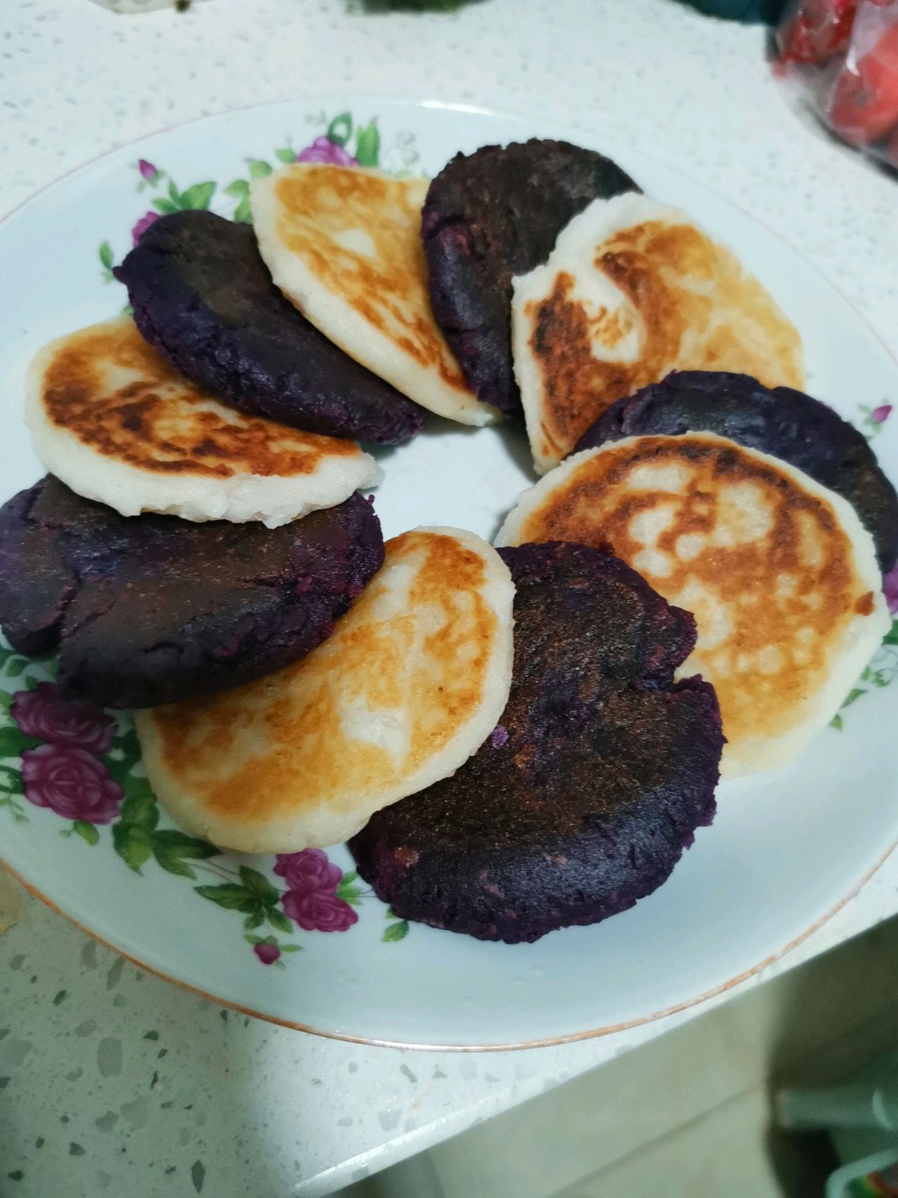 山药紫薯糯米饼