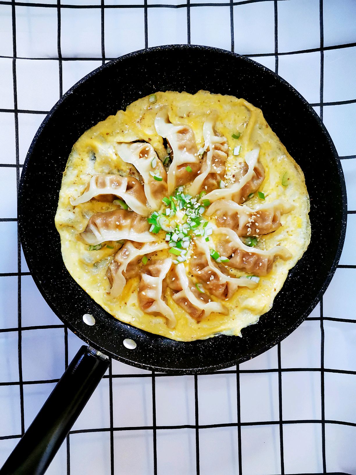 上班族的快手早餐——抱蛋煎饺！