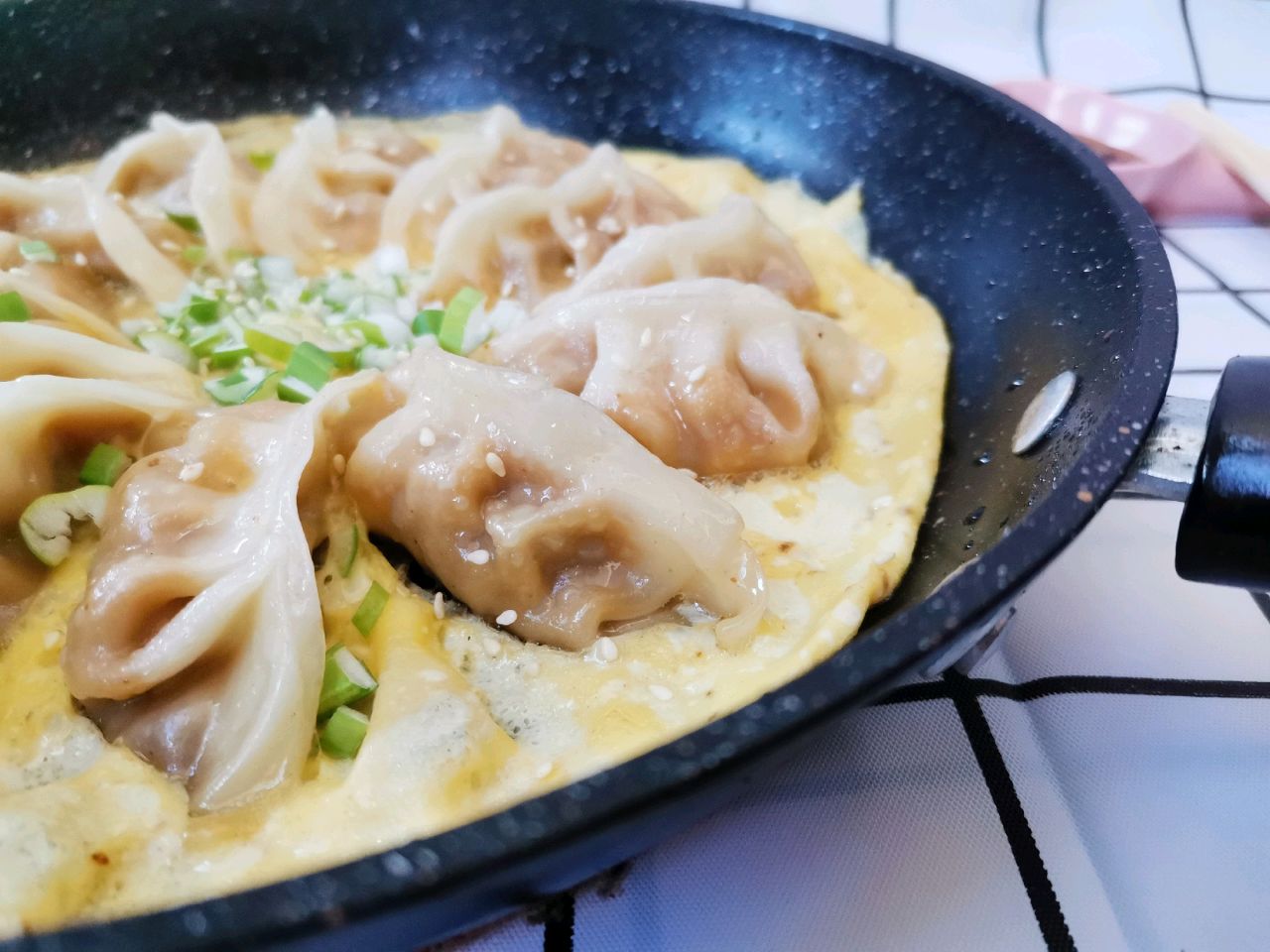 上班族的快手早餐——抱蛋煎饺！