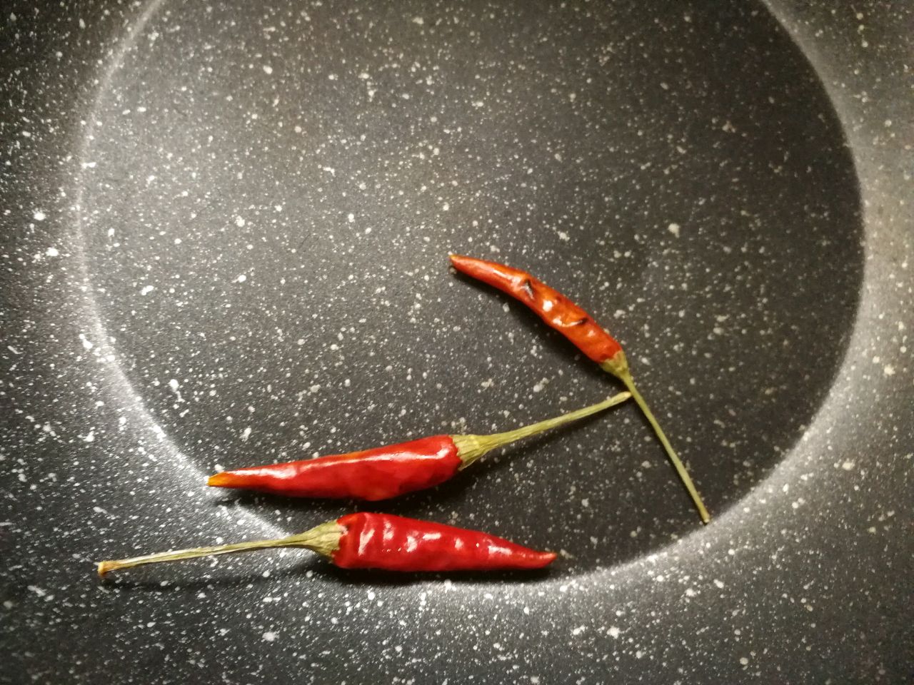烧番茄拌腐竹