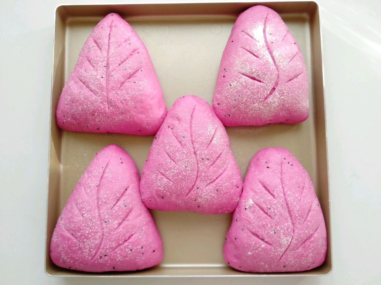 少女心芋泥麻薯软欧包