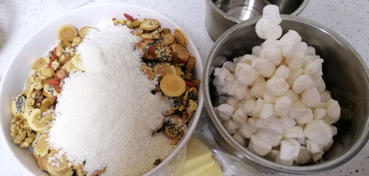 少糖更健康...减糖版“椰香雪花酥”