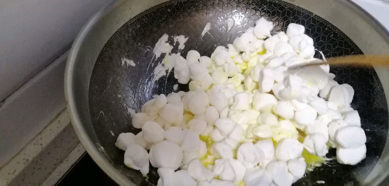 少糖更健康...减糖版“椰香雪花酥”