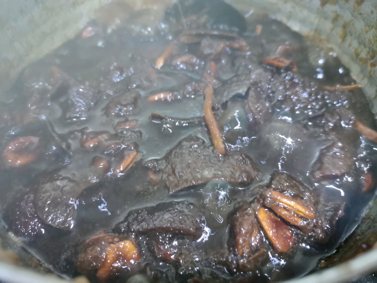 深秋时节润肺暖心的自制秋梨膏