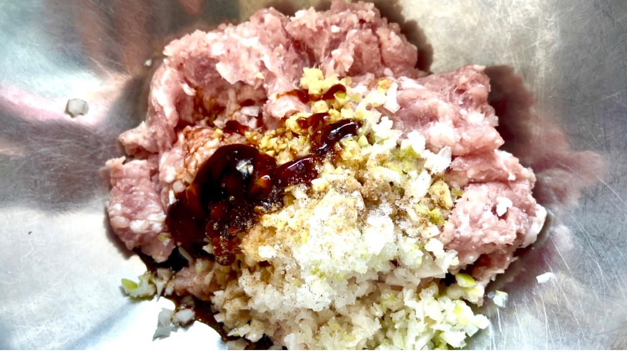 生汆丸子汤