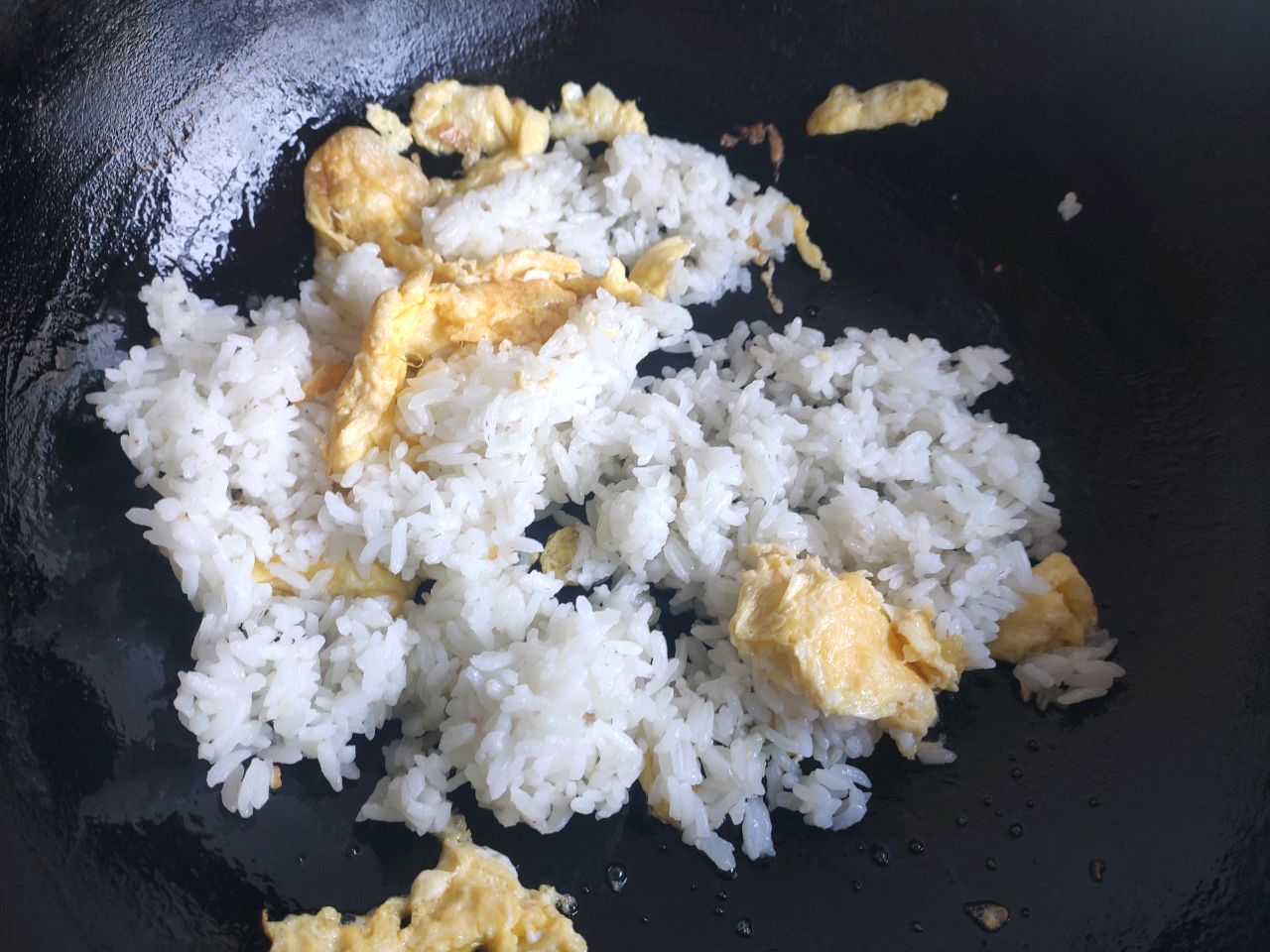 圣诞花环炒饭