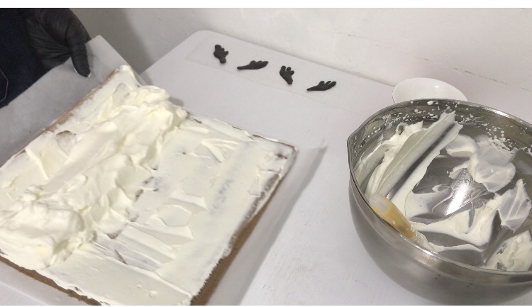 圣诞卡通蛋糕卷这样做简单又好吃