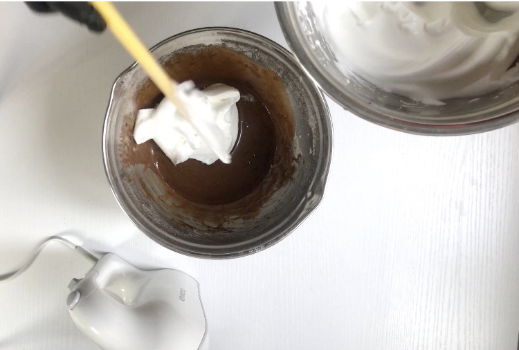 圣诞卡通蛋糕卷这样做简单又好吃