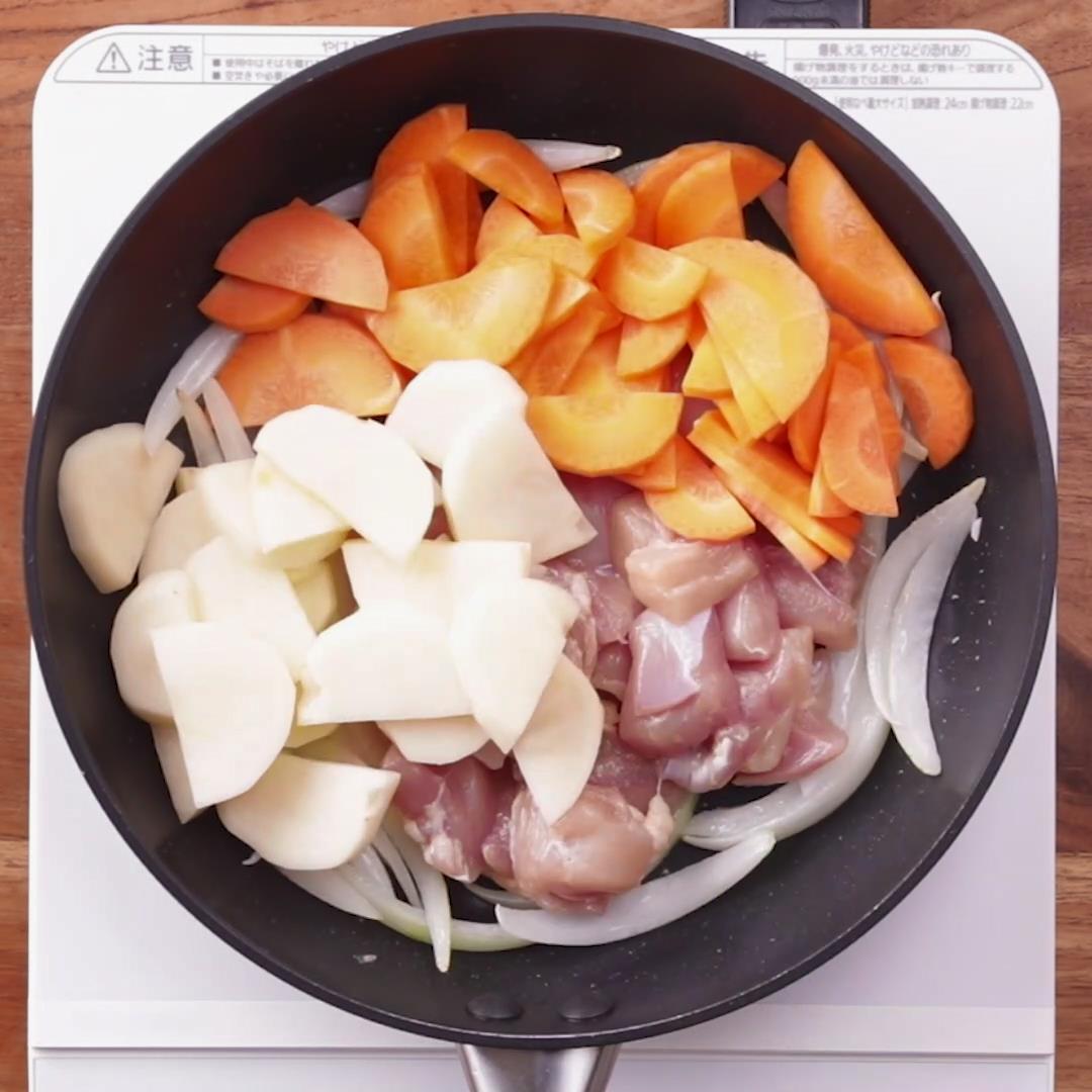 圣诞奶油浓汤面包碗