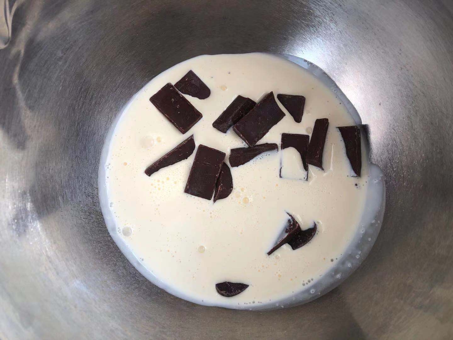 圣诞树桩切块蛋糕：