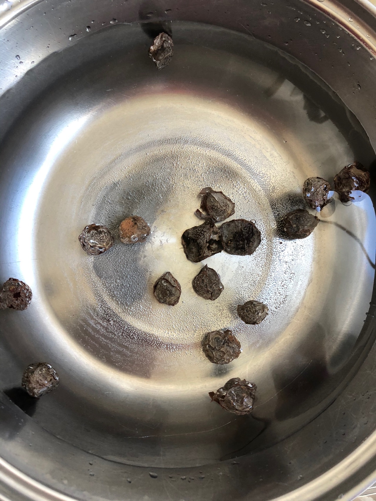 生津止渴乌梅冰糖水