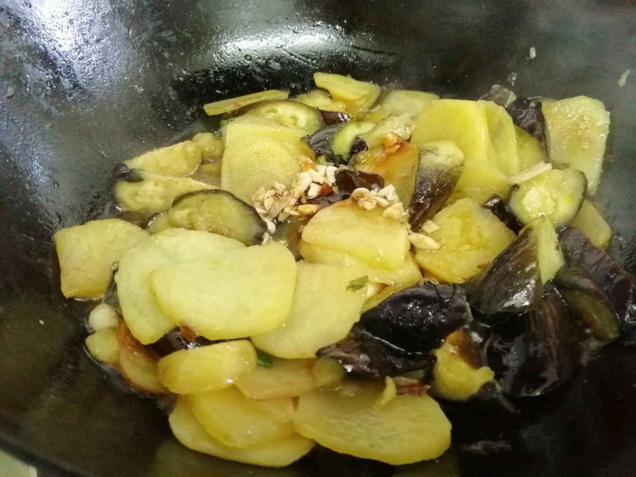省油版土豆烧茄子