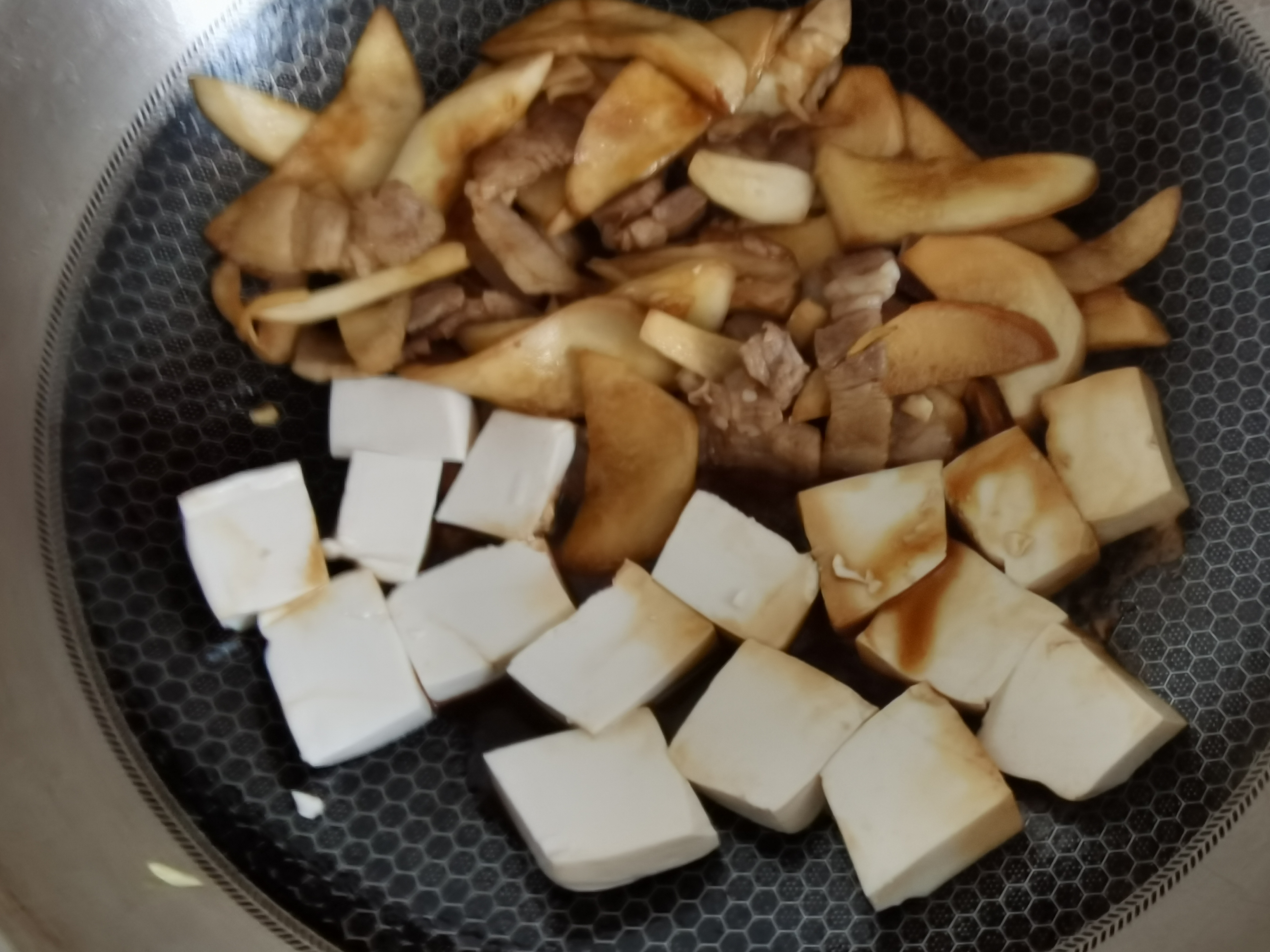 十分钟快手菜——杏鲍菇烧豆腐