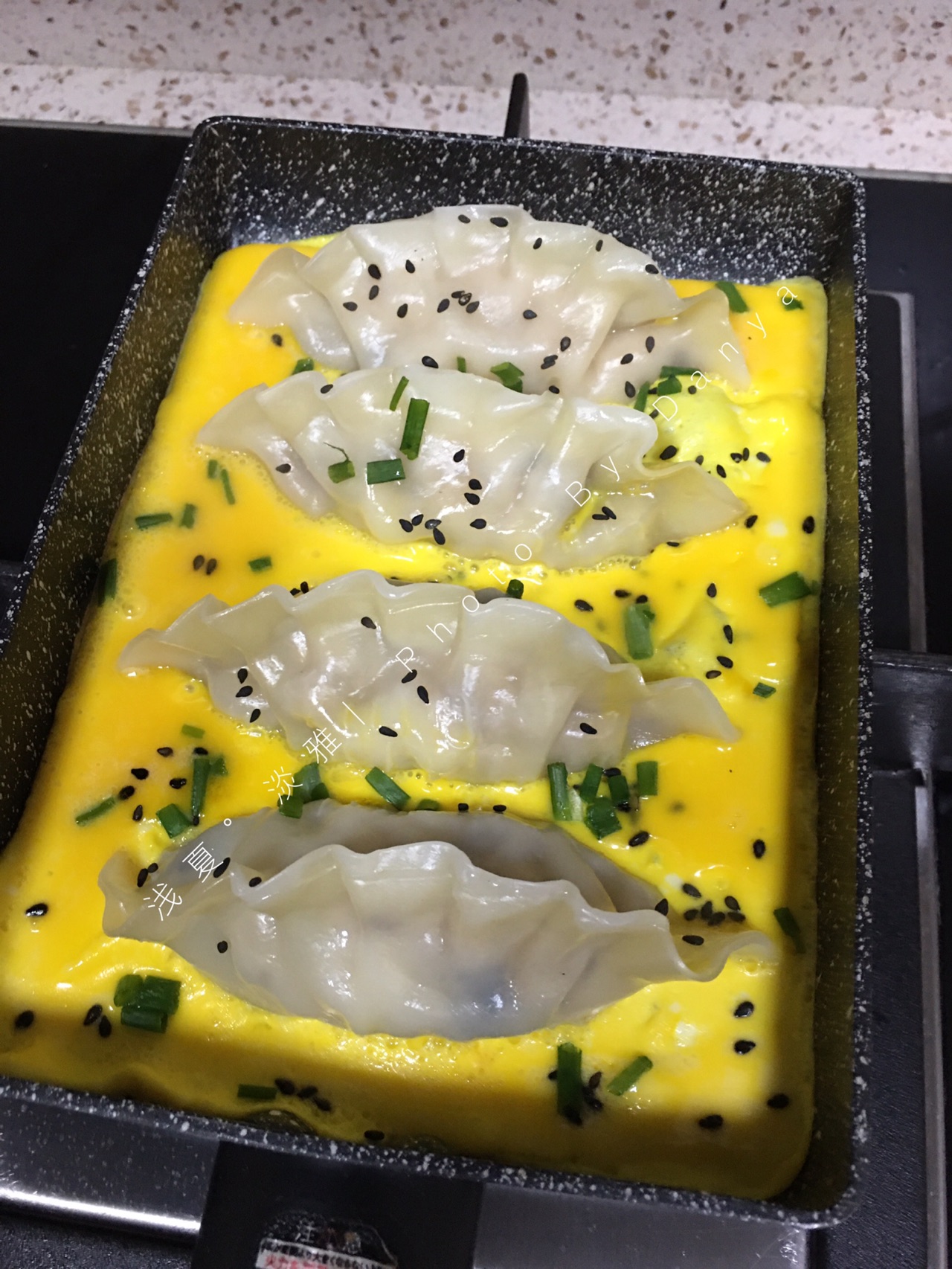 十分钟快手早餐--抱蛋煎饺