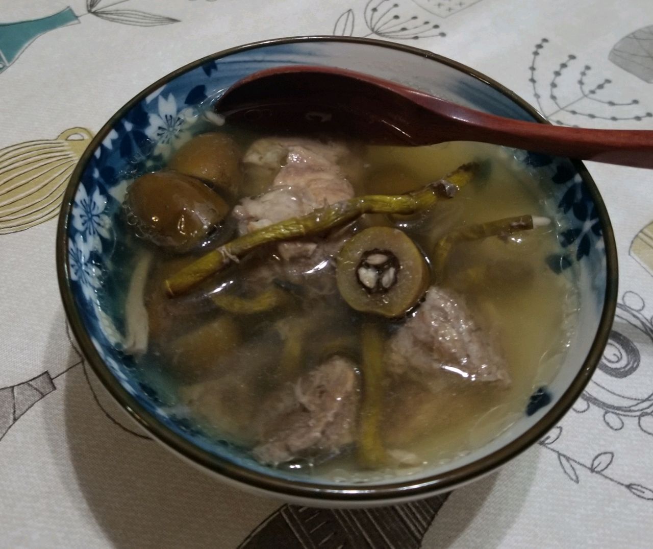 石斛橄榄瘦肉汤