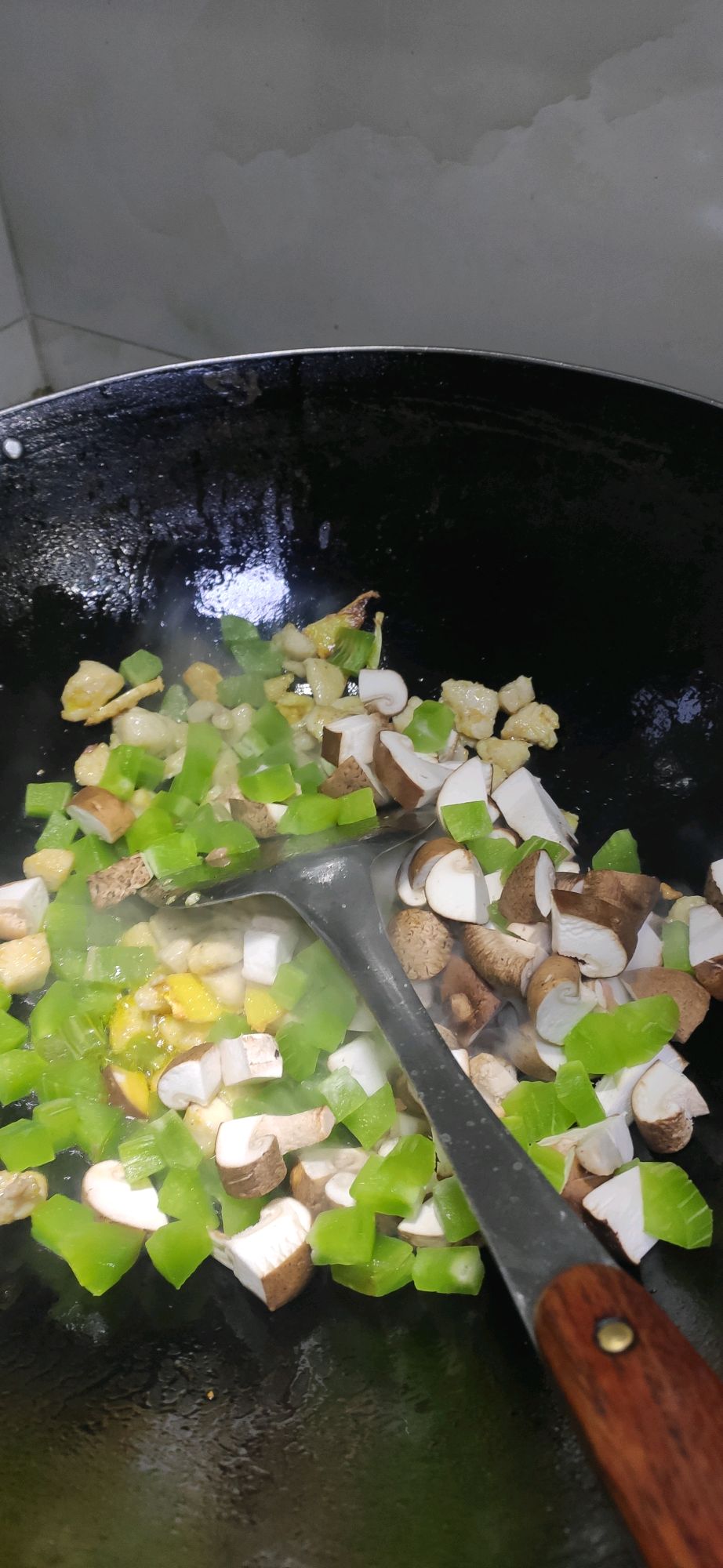 什锦鸡丁 ～家常做法