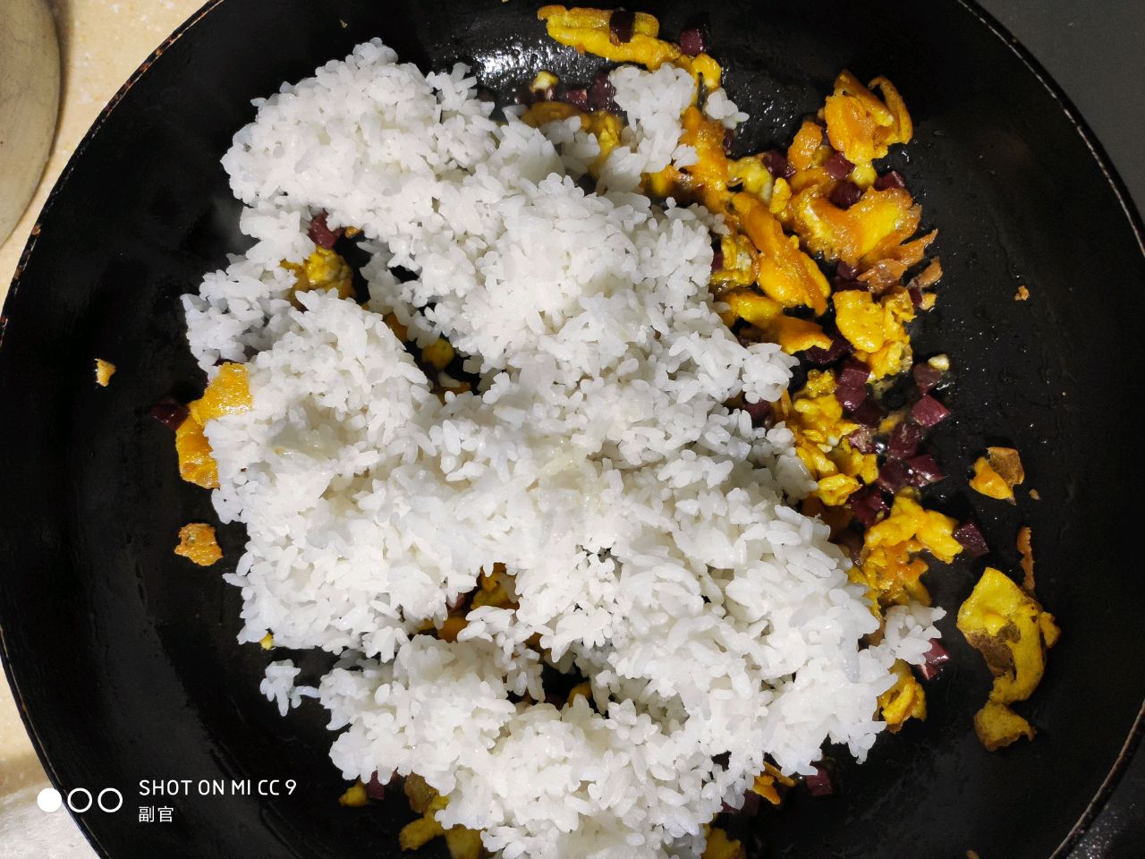 什绵色炒饭