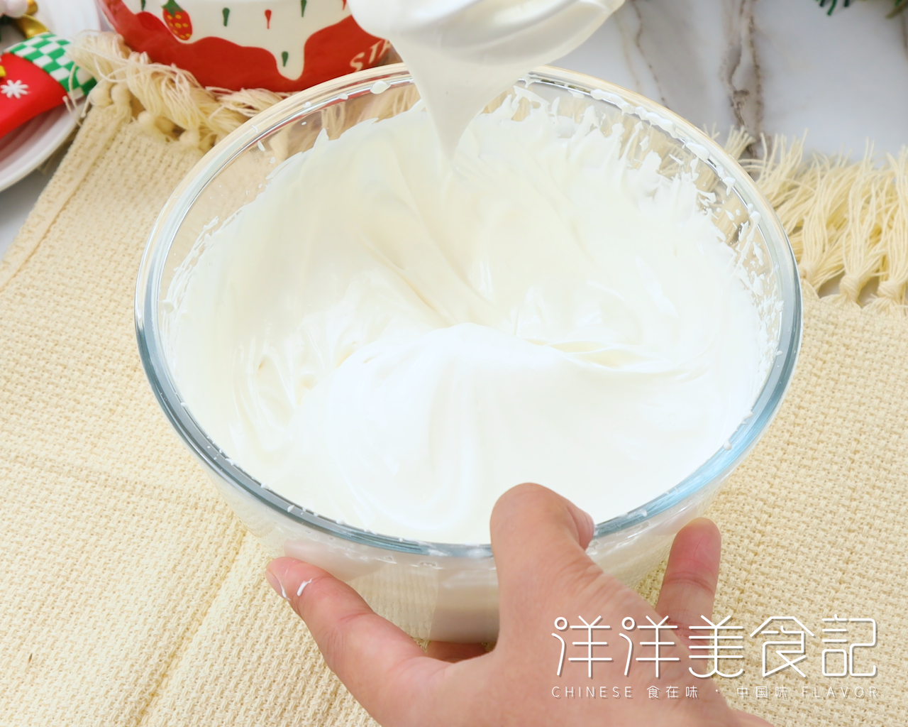 【视频教程】圣诞草莓蛋糕 | 圣诞节仪式感