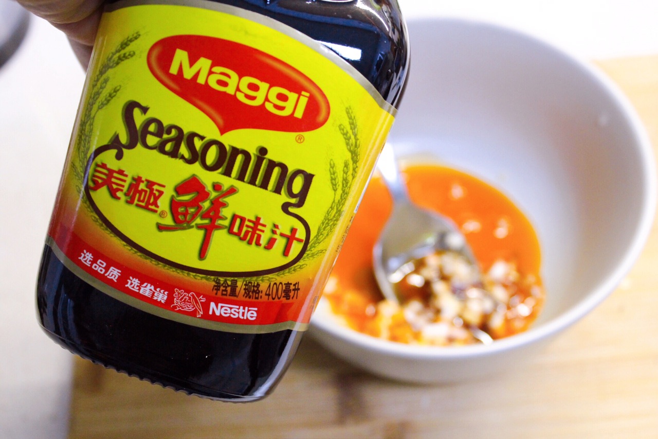 时蔬春饼蘸辣汁