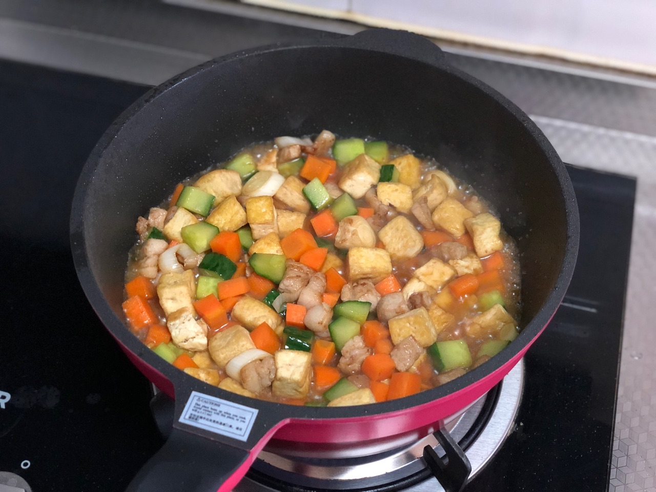 时蔬豆腐丁