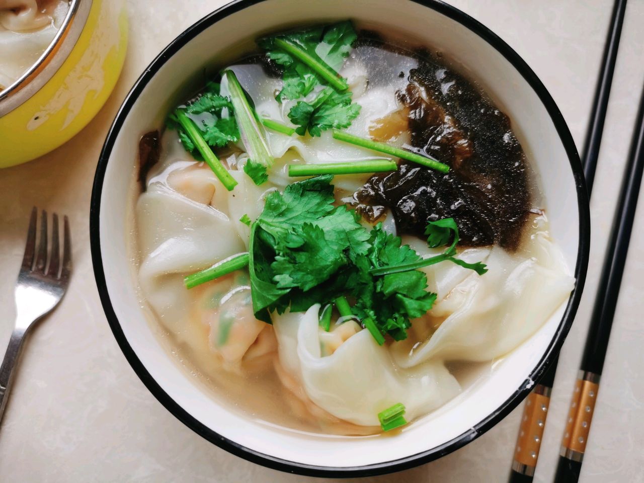 时蔬鲜虾馄饨