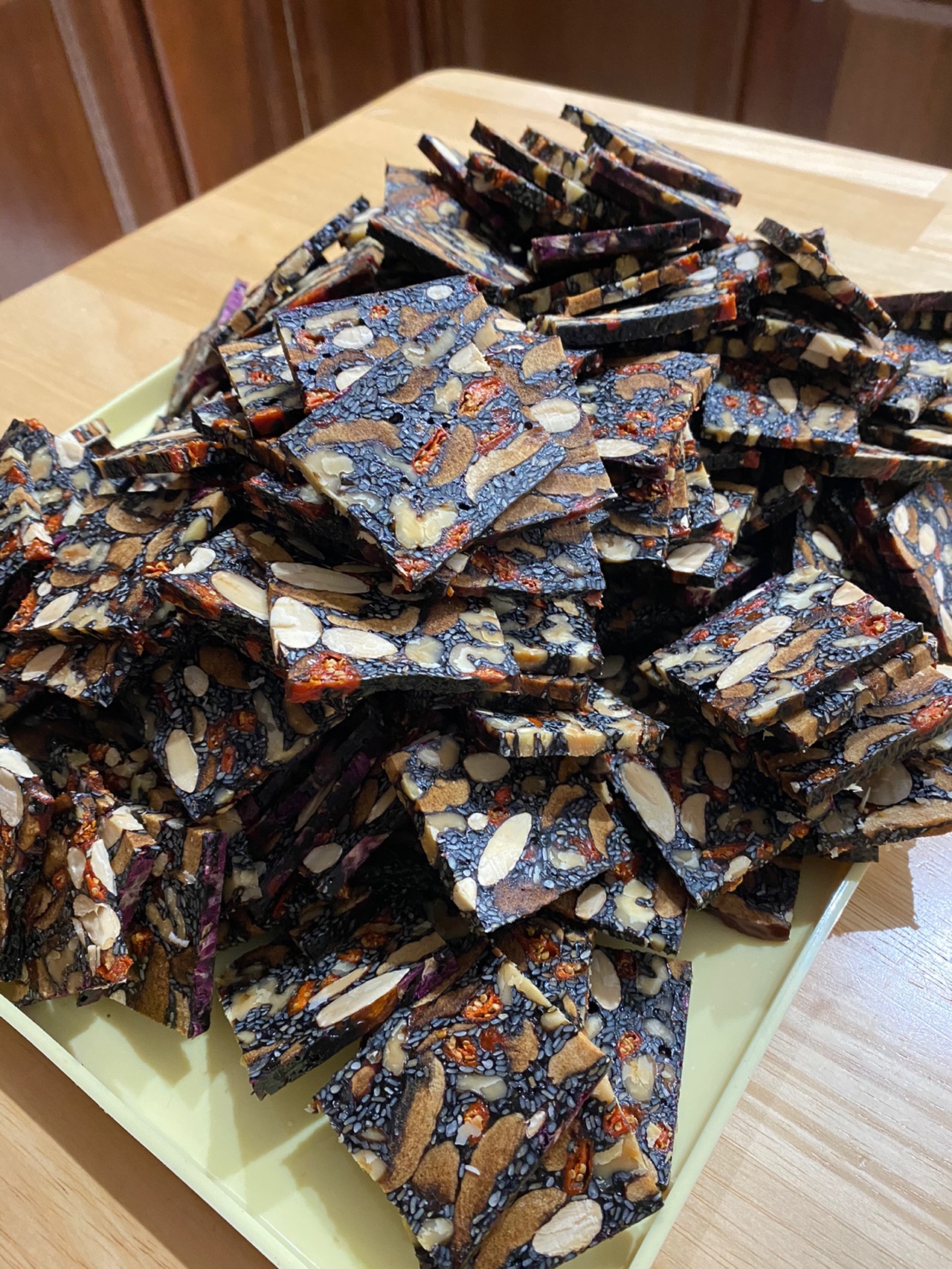 手工熬制阿胶糕