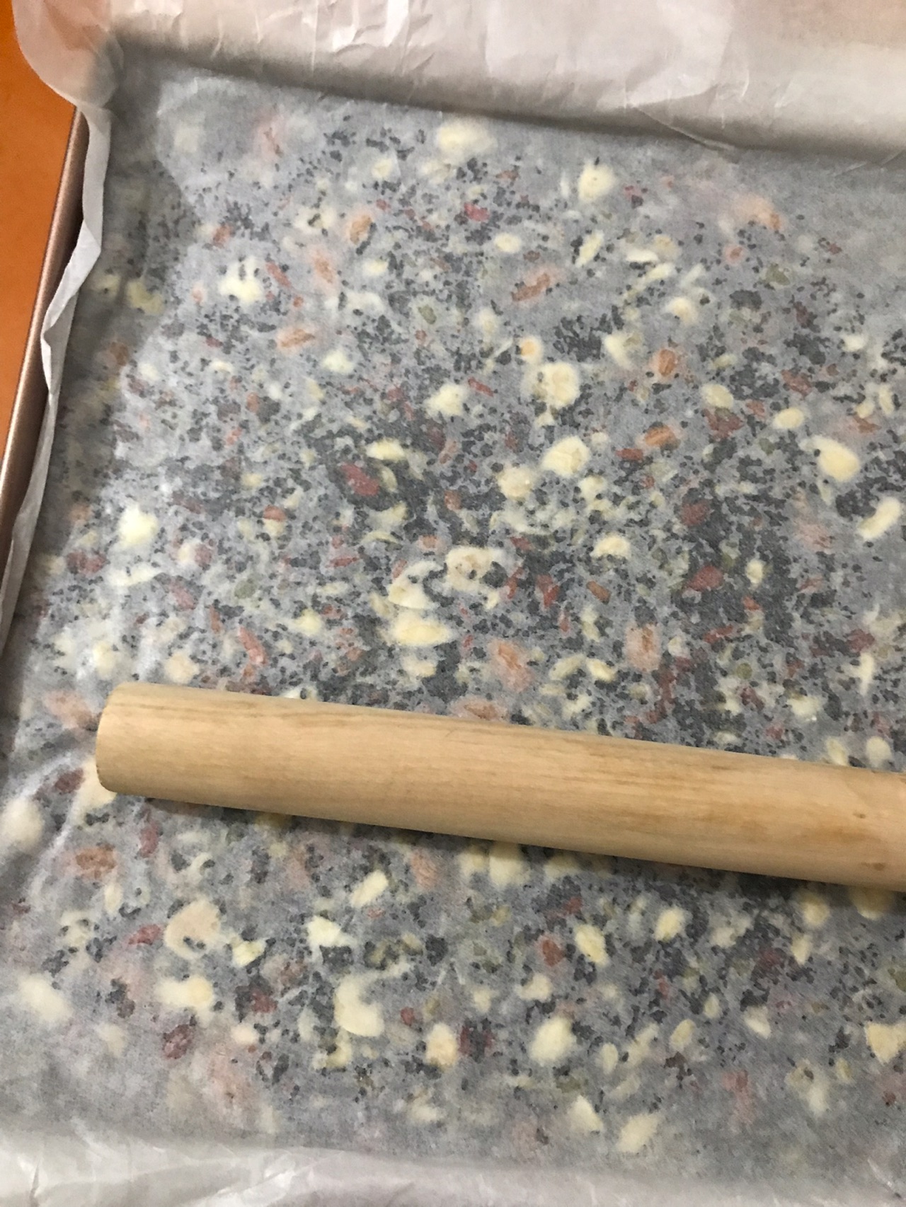 手工新年果仁糖果