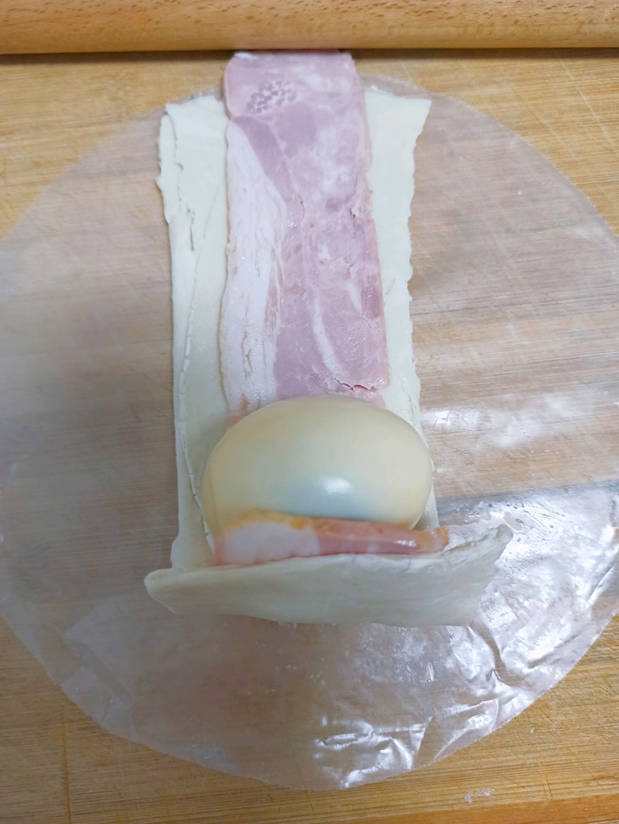 手抓饼培根鸡蛋杯