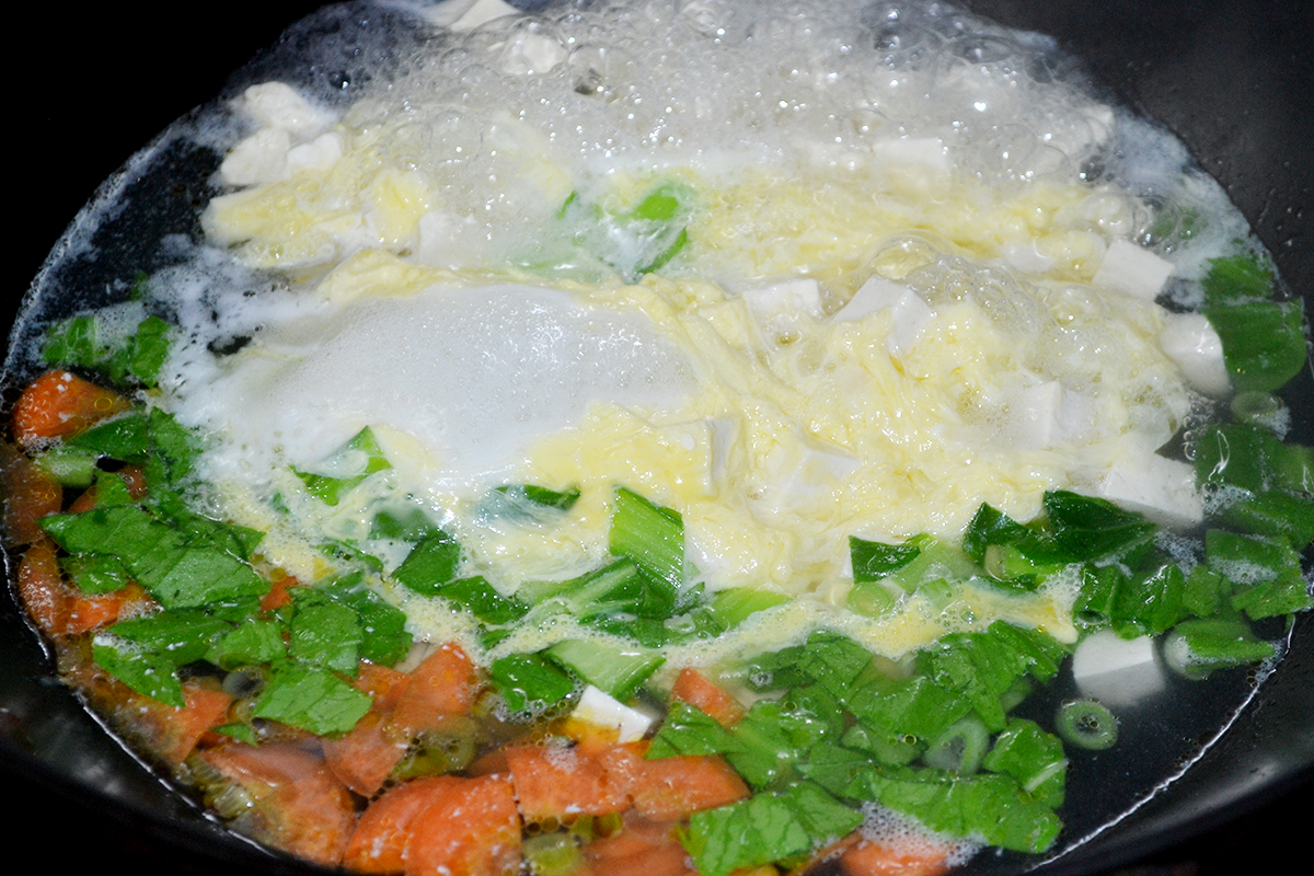 蔬菜豆腐汤