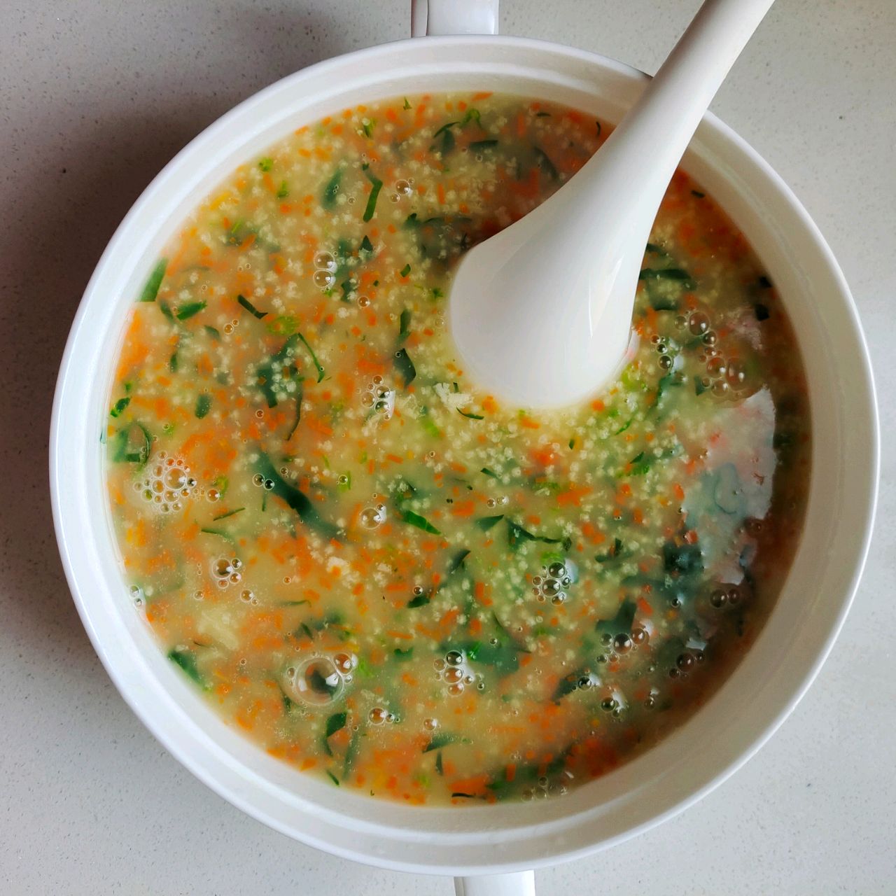 蔬菜小米粥