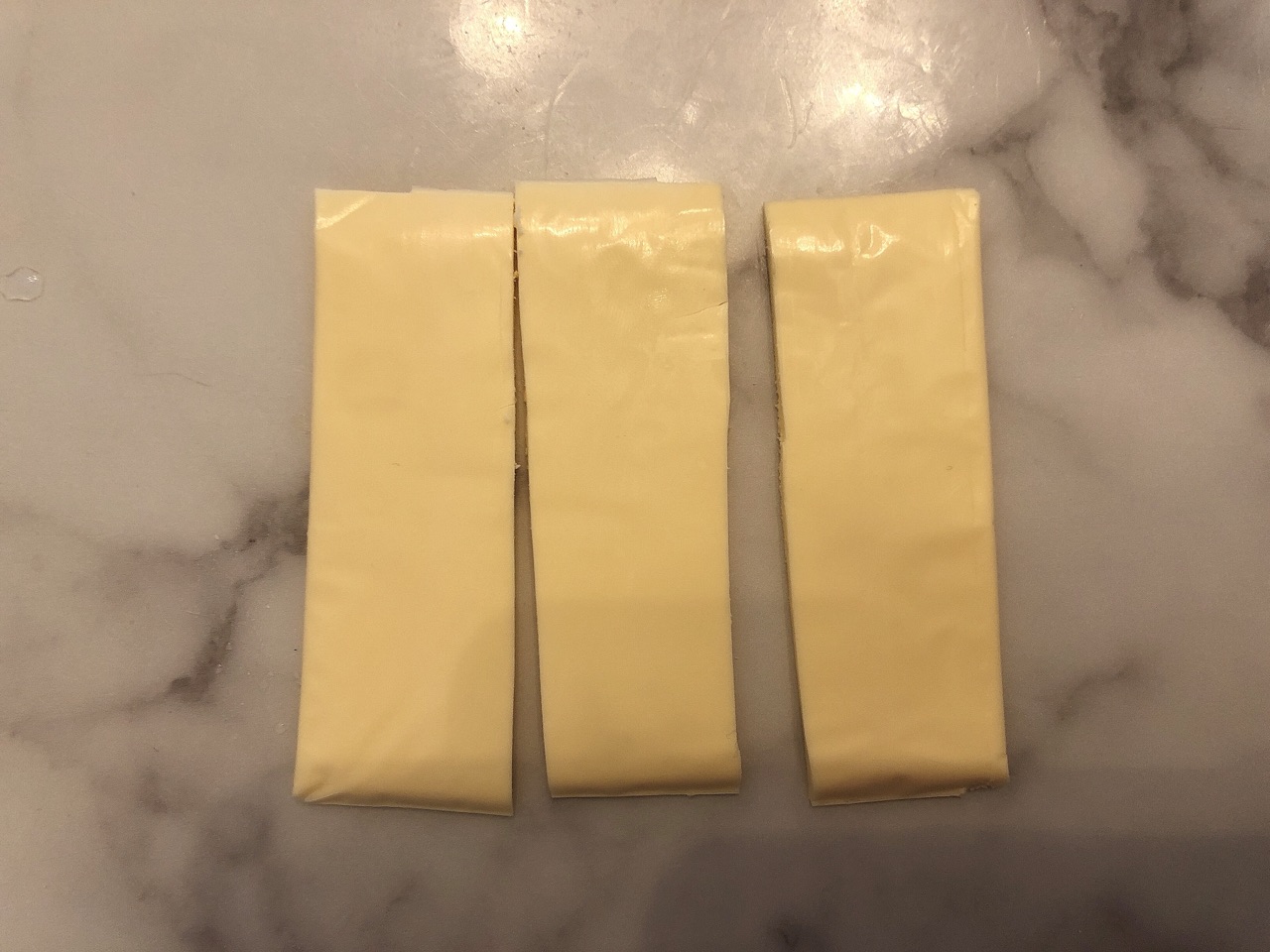 双倍芝士的培根葱香小面包