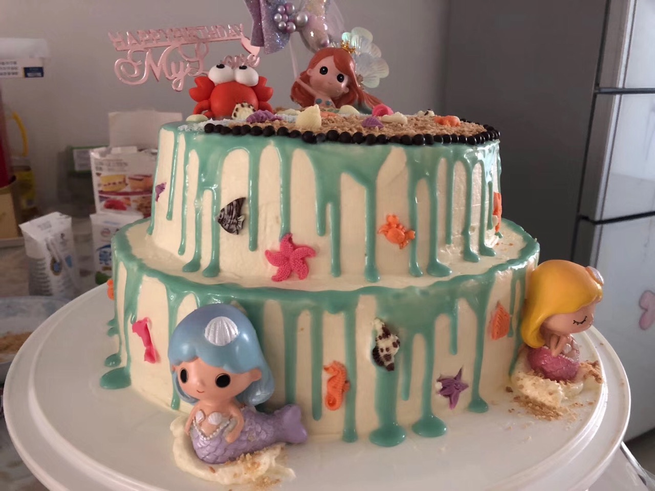 双层淋面海洋风情生日蛋糕