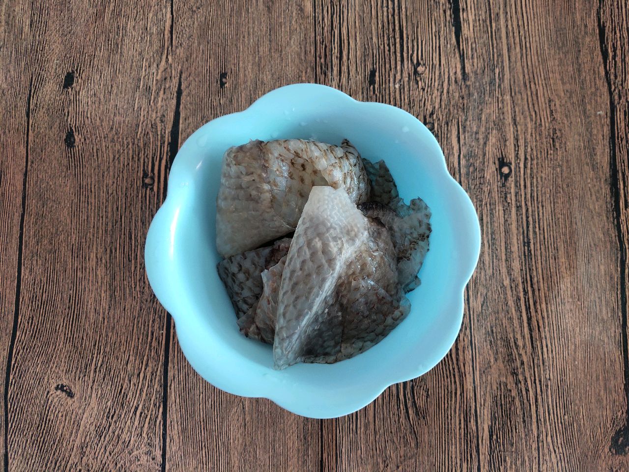 爽脆香辣鱼皮