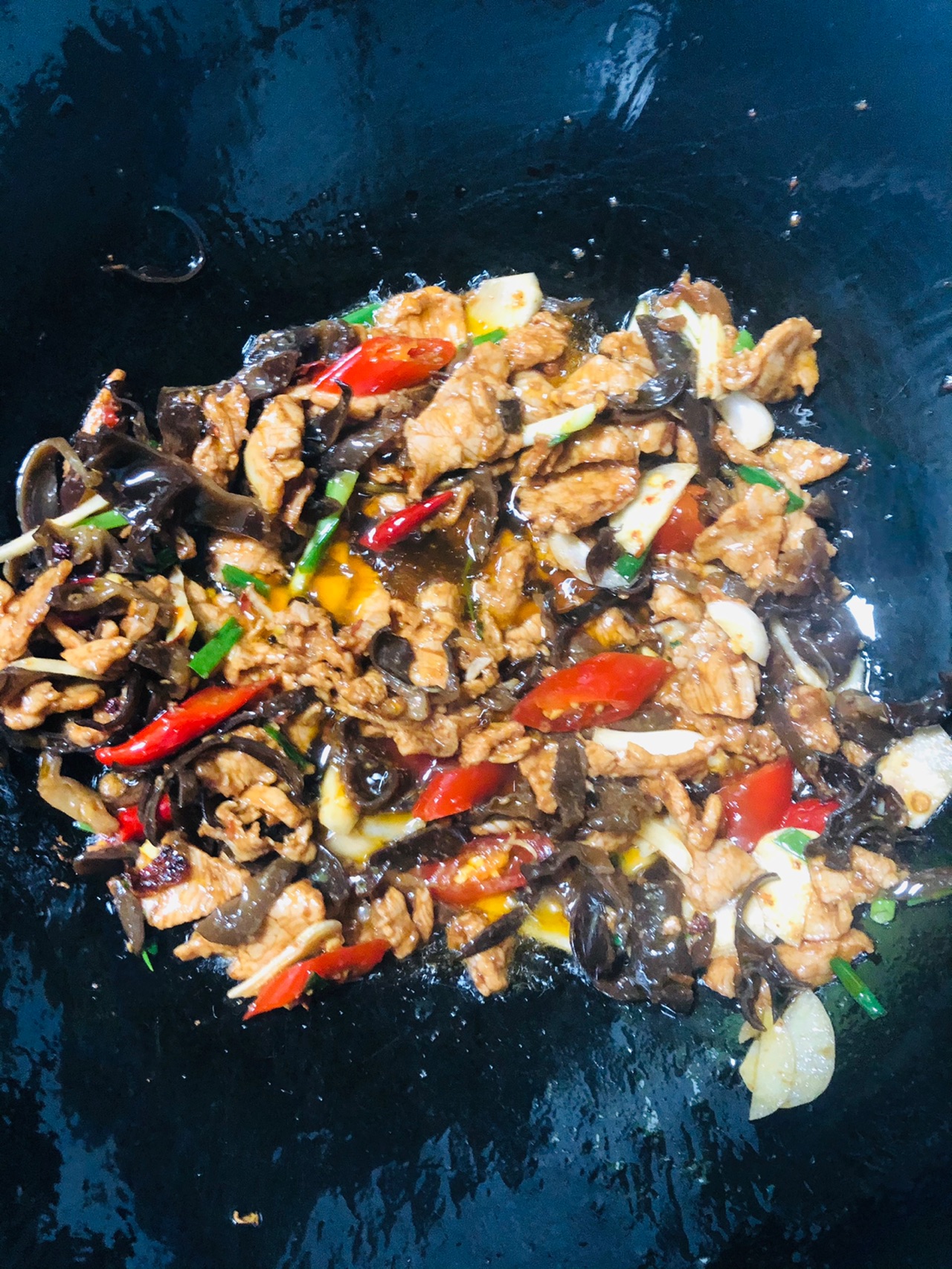 爽滑豌豆尖炒肉
