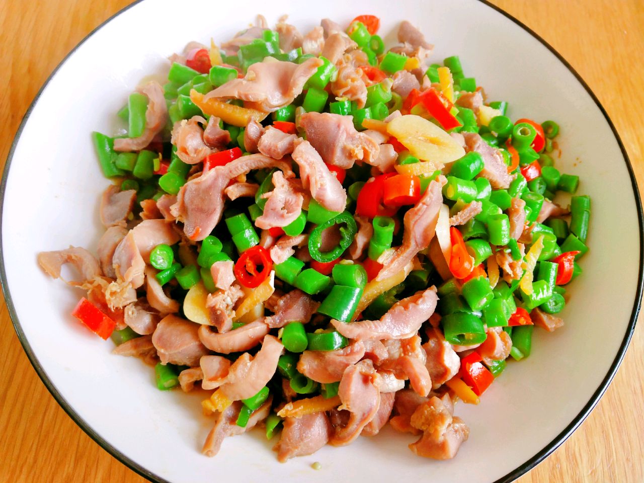 双椒豆角炒鸡胗超下饭