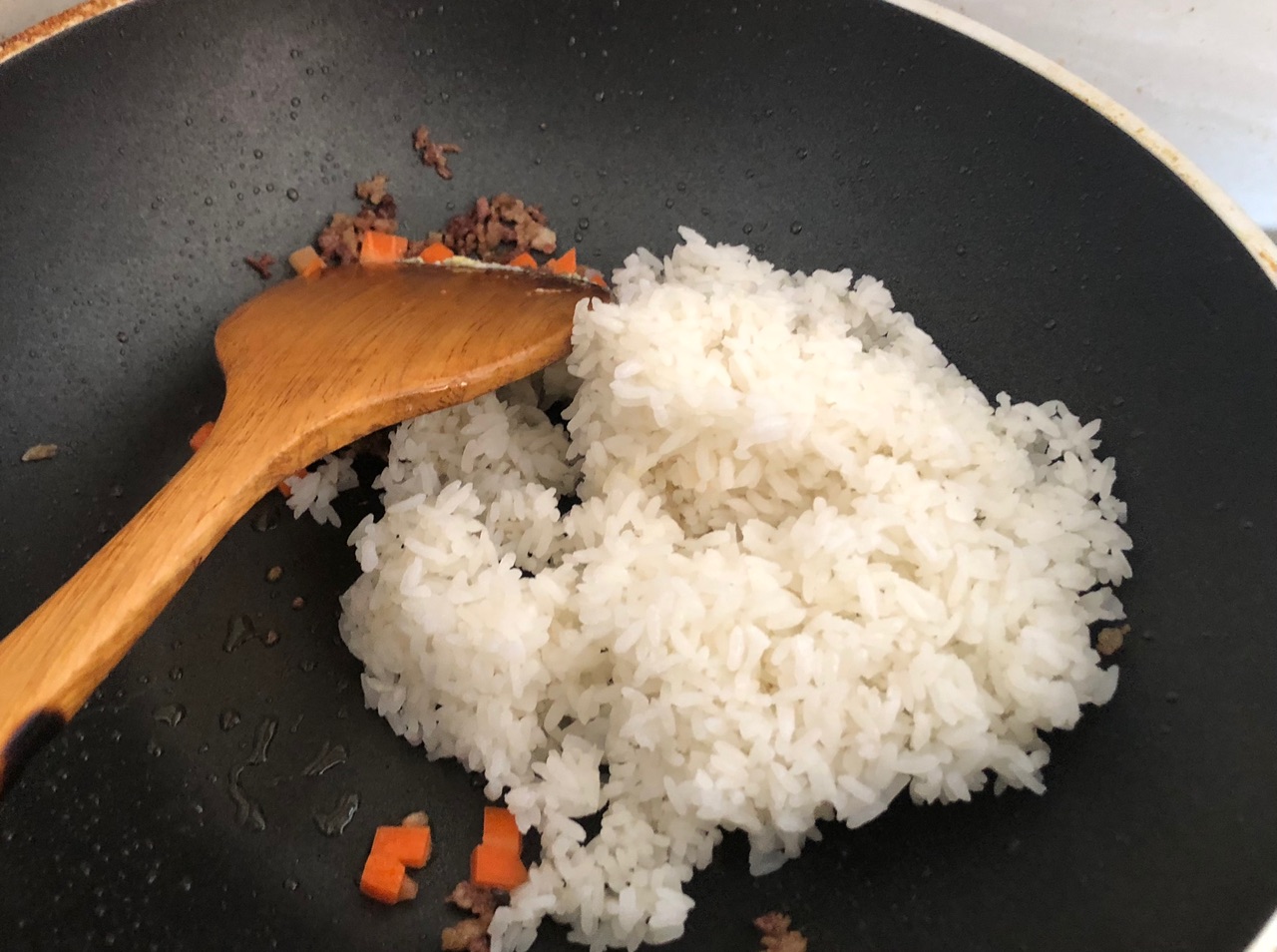 双椒肉沫蛋炒饭