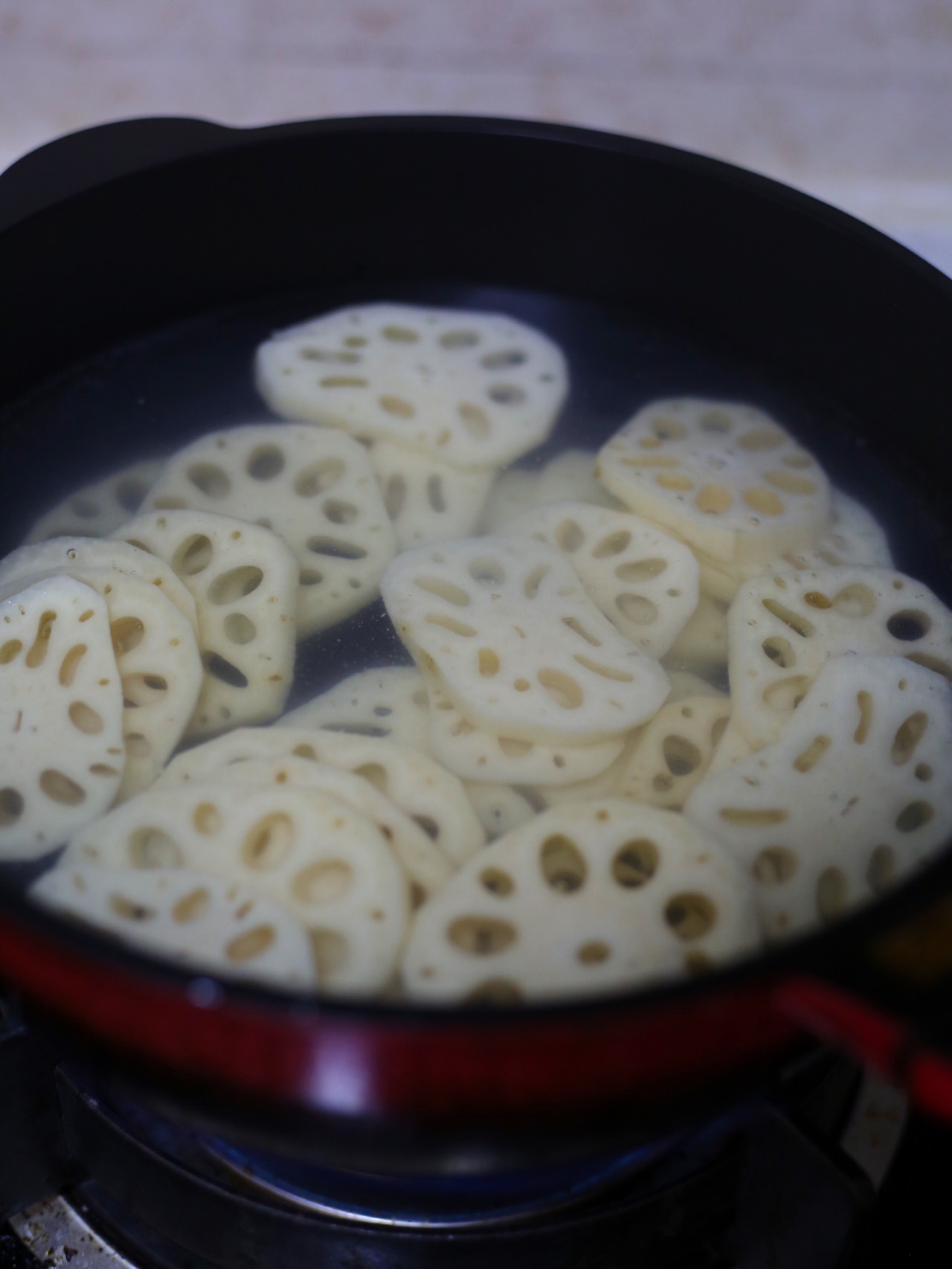 爽口麻辣藕片