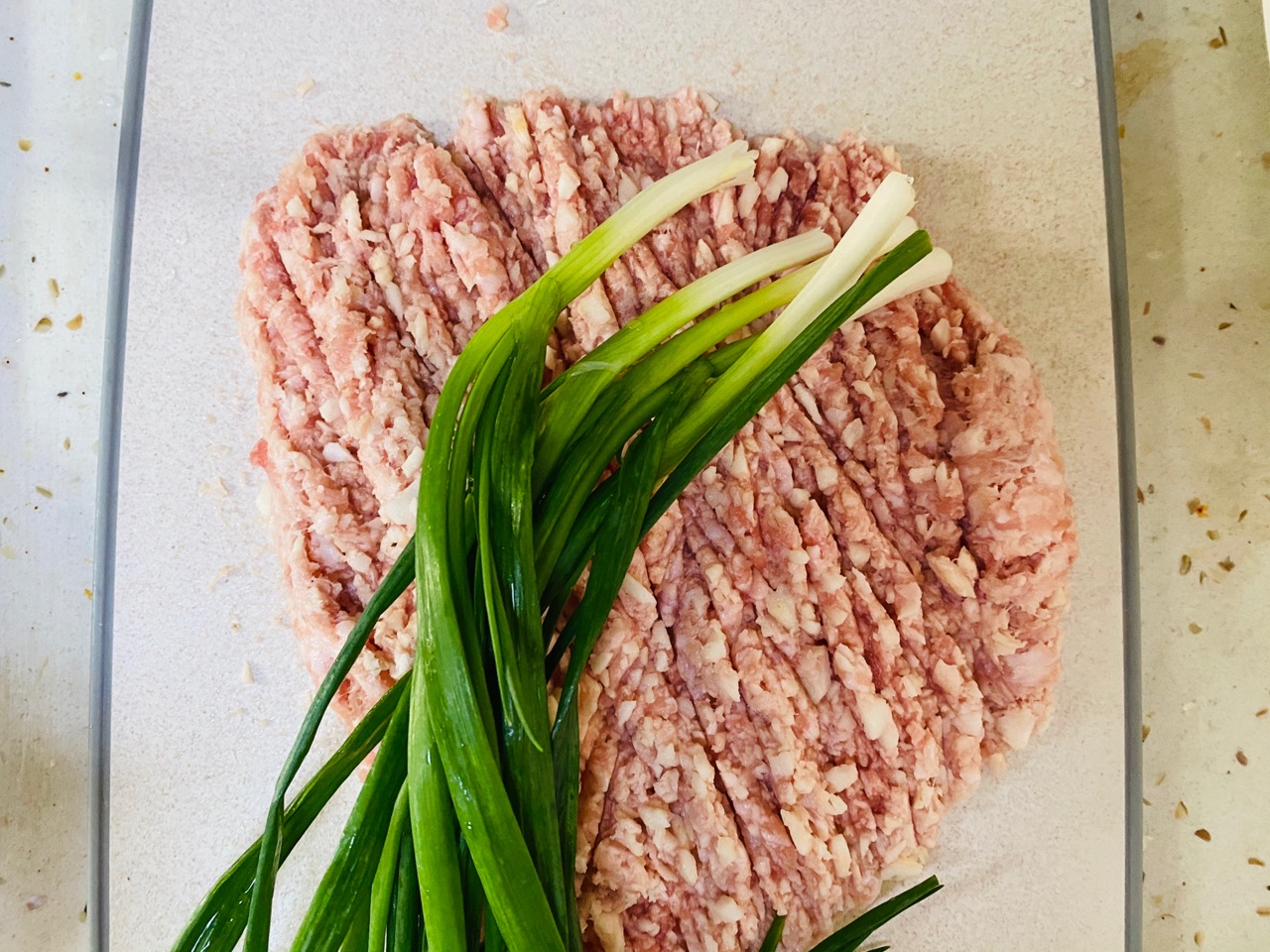 爽口马蹄肉馅饺子
