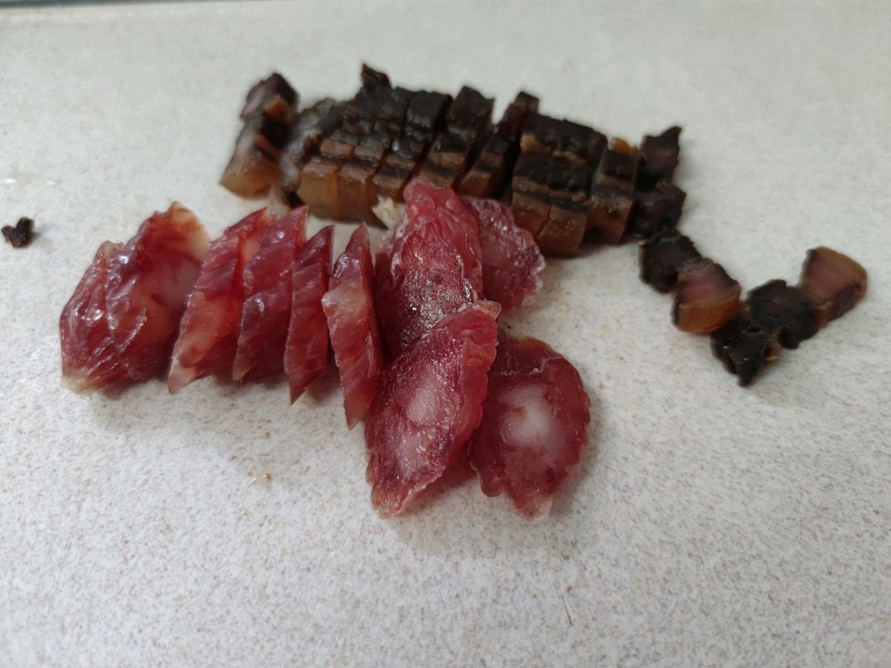 双腊煲仔饭