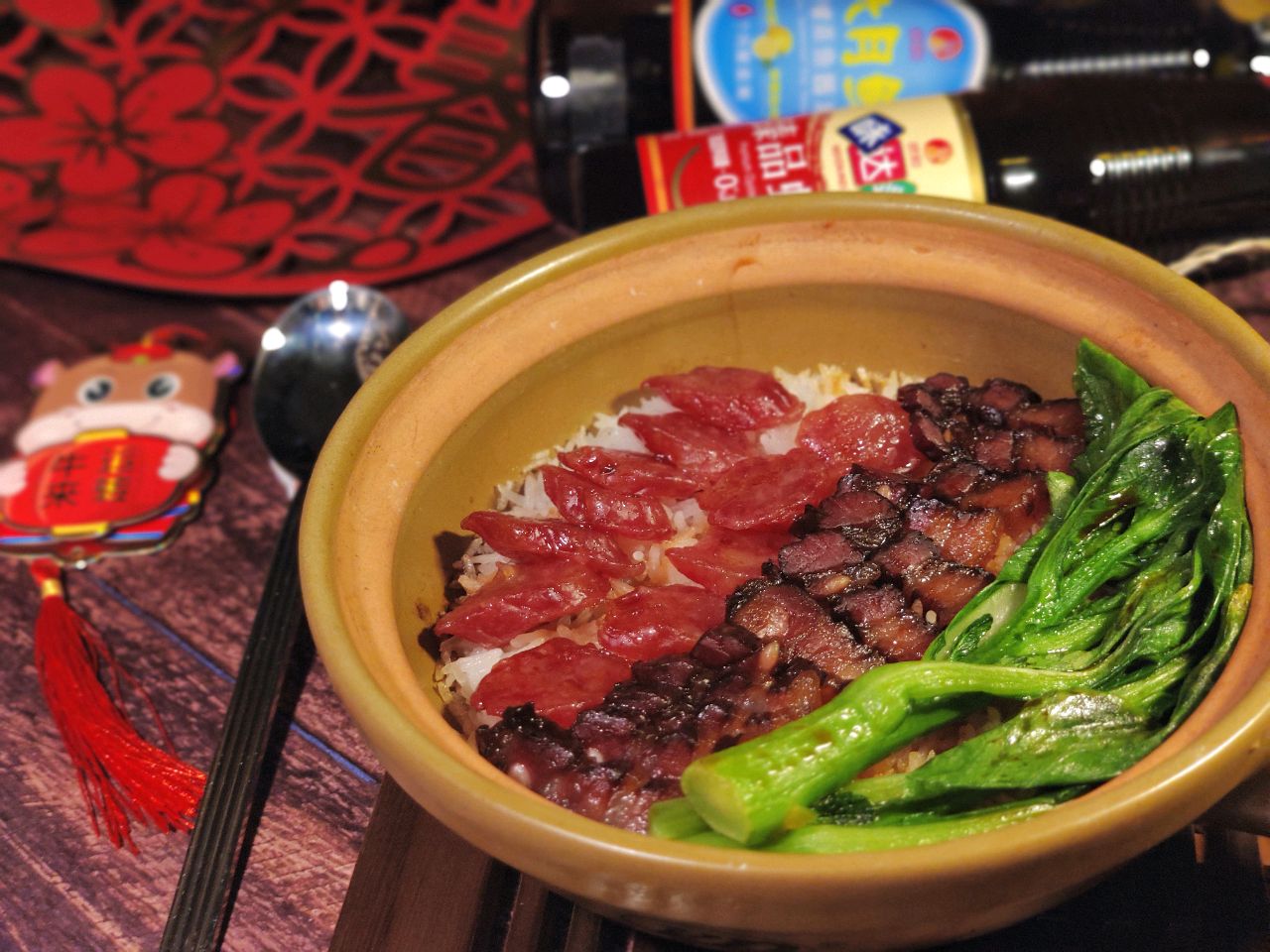 双腊煲仔饭