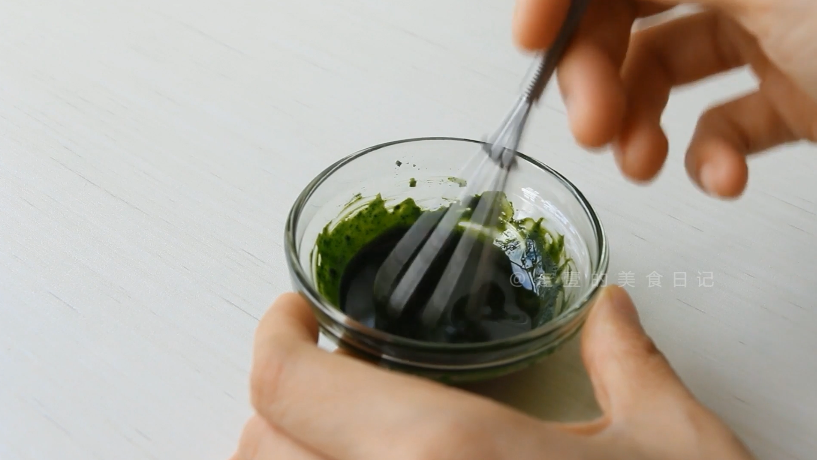 双色抹茶蛋糕